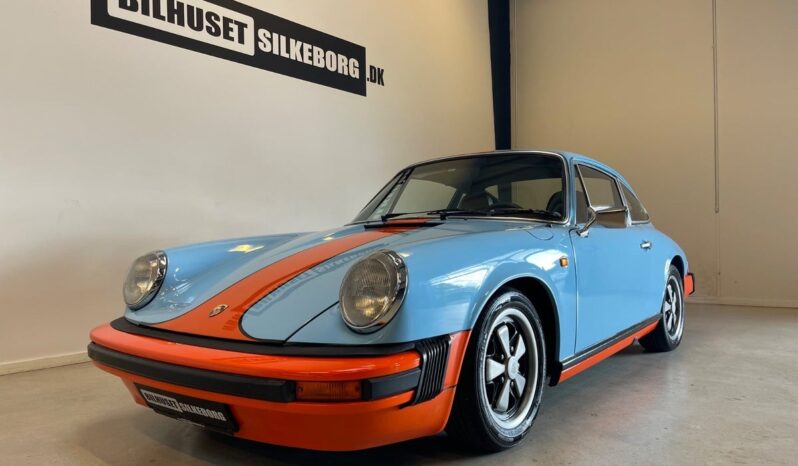 Porsche 911 2,7 Coupé 2d full