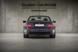 Mercedes-Benz SL (R230) SL 550 full