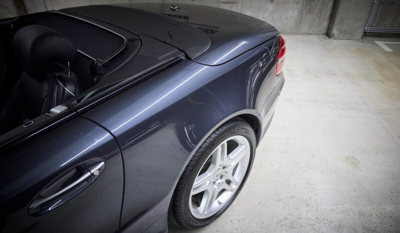 Mercedes-Benz SL (R230) SL 550 full