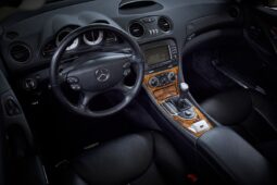 Mercedes-Benz SL (R230) SL 550 full