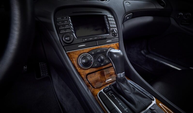 Mercedes-Benz SL (R230) SL 550 full