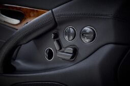 Mercedes-Benz SL (R230) SL 550 full
