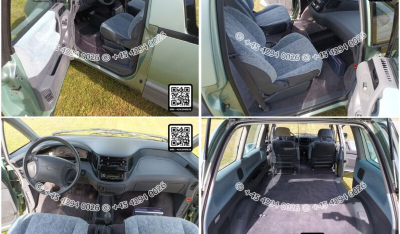 Toyota HiAce Previa full