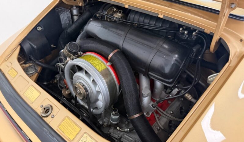 Porsche 911 3.0 SC Coupe full