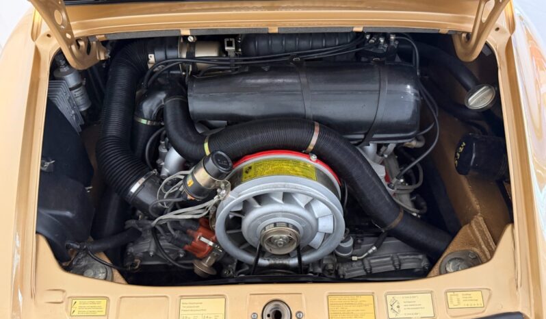 Porsche 911 3.0 SC Coupe full
