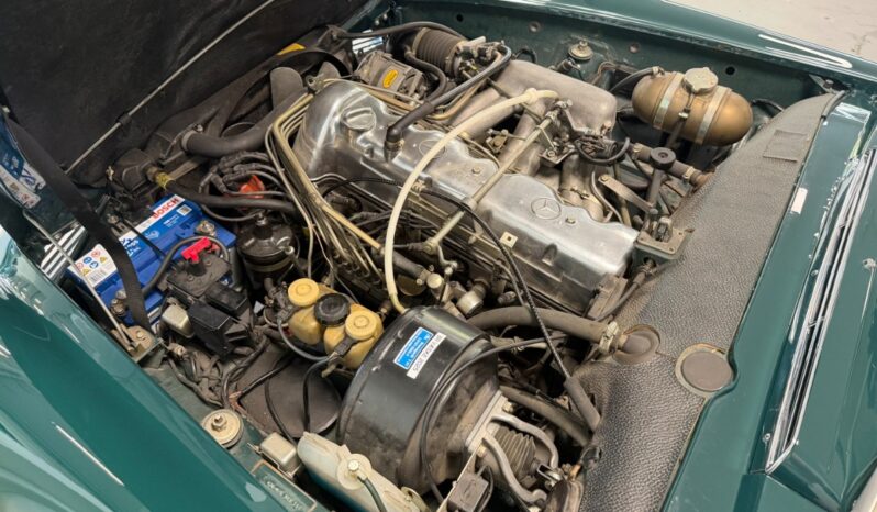 Mercedes-Benz SL (W113) 280 SL Pagode full