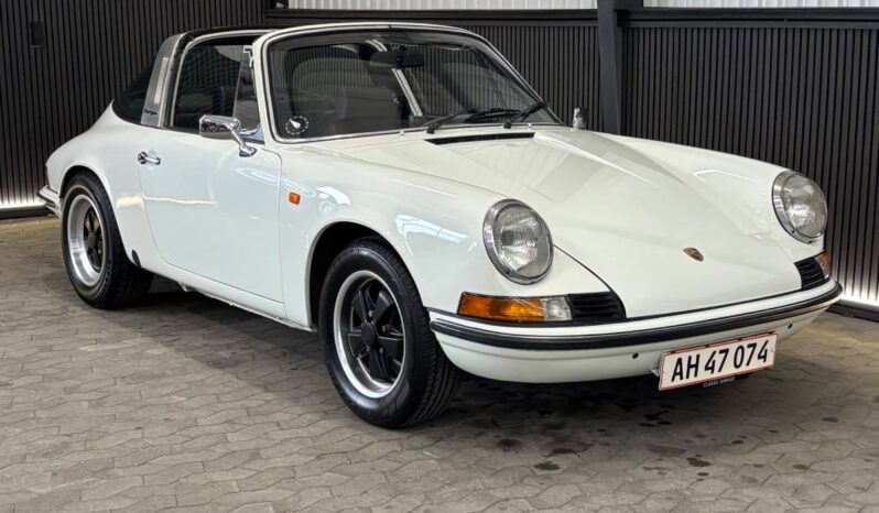Porsche 901 911T Targa 2.4 F-model full