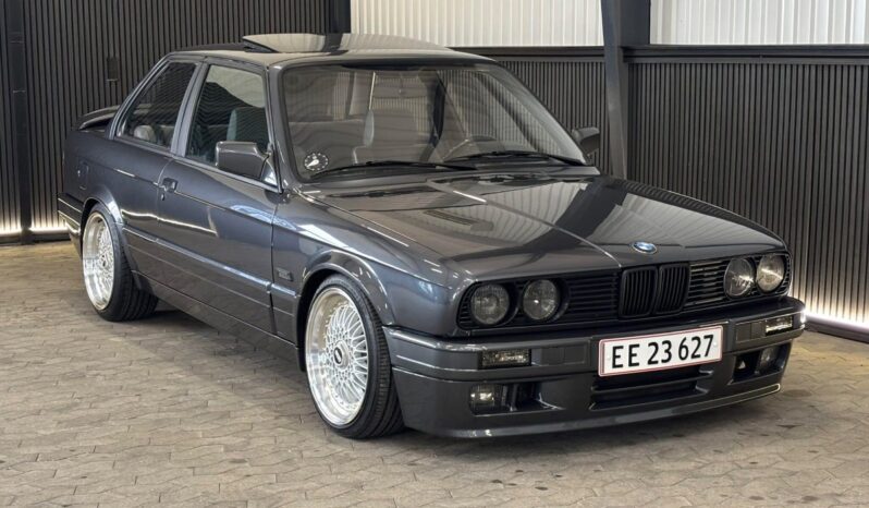 BMW 3-serie E30 320i Coupé full