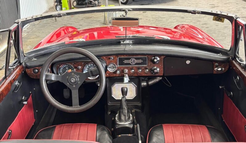 MG MGB 1800 Cabriolet full