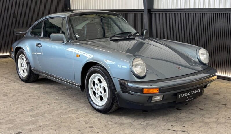 Porsche 911 G-serie Carrera 3.2 full
