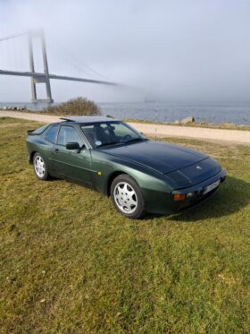 Porsche 944 944S2