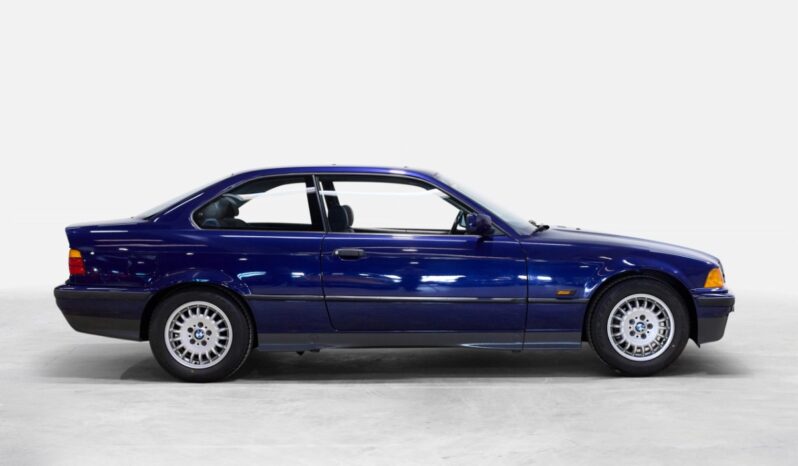BMW 3-serie E36 320i Coupé full
