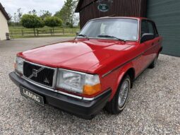 Volvo 200-Serie 240 GL full