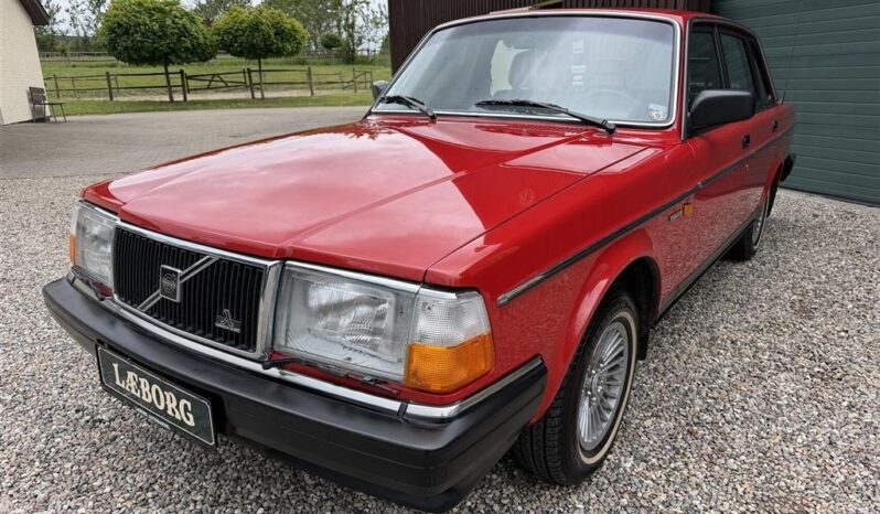 Volvo 200-Serie 240 GL full