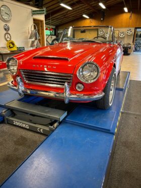 Datsun Fairlady 1600