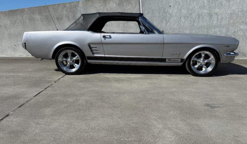 Ford Mustang 289 Cui V8 Convertible full