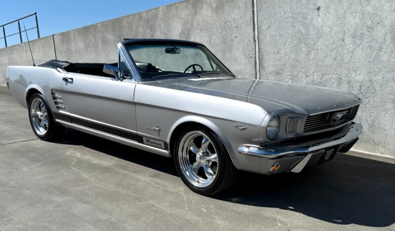 Ford Mustang 289 Cui V8 Convertible full