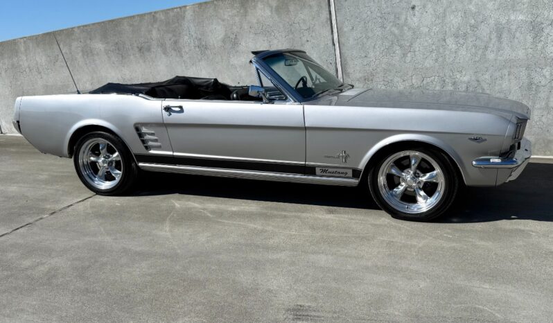 Ford Mustang 289 Cui V8 Convertible full