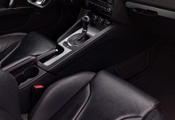 Audi TT 3.2 V6 Coupé Quattro S-Tronic full