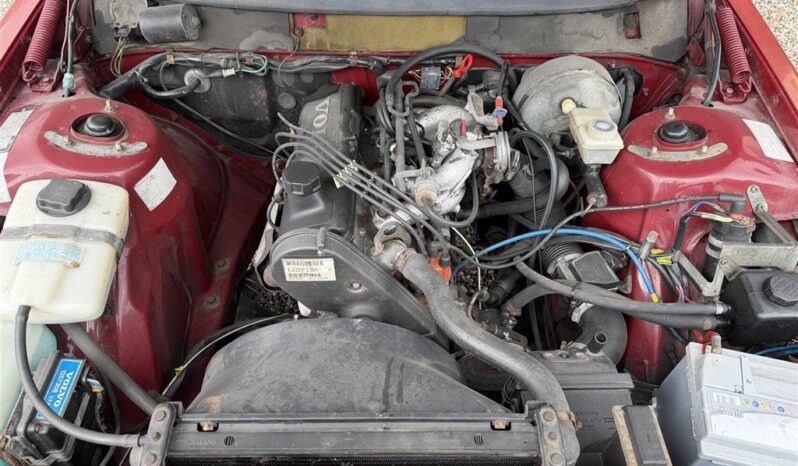 Volvo 200-Serie 240 stc. Black Line full
