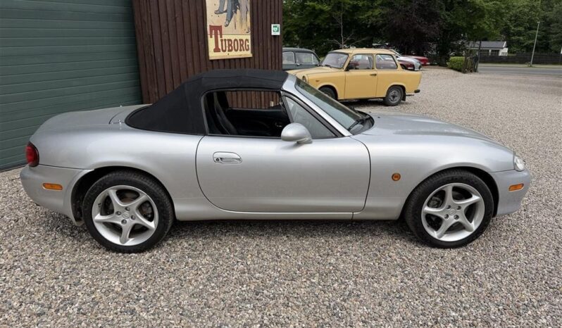 Mazda MX-5 Sport Cabriolet full