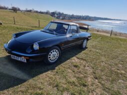 Alfa Romeo Spider 2,0 Twin Cam full