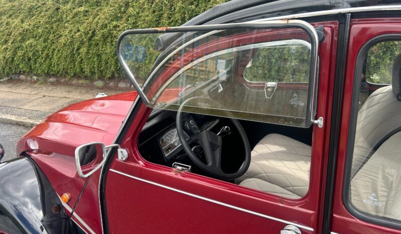 Citroën 2CV 6 Charleston full