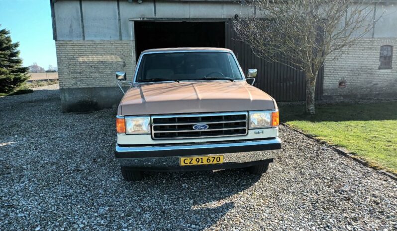 Ford F-150 Pick Up V8 Aut full