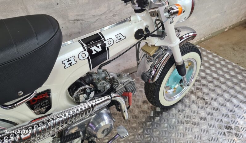 Honda Dax White Lady full