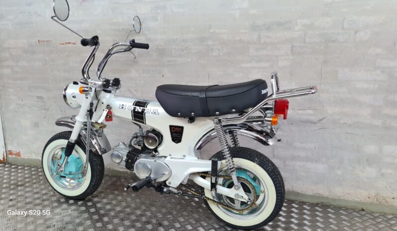 Honda Dax White Lady full