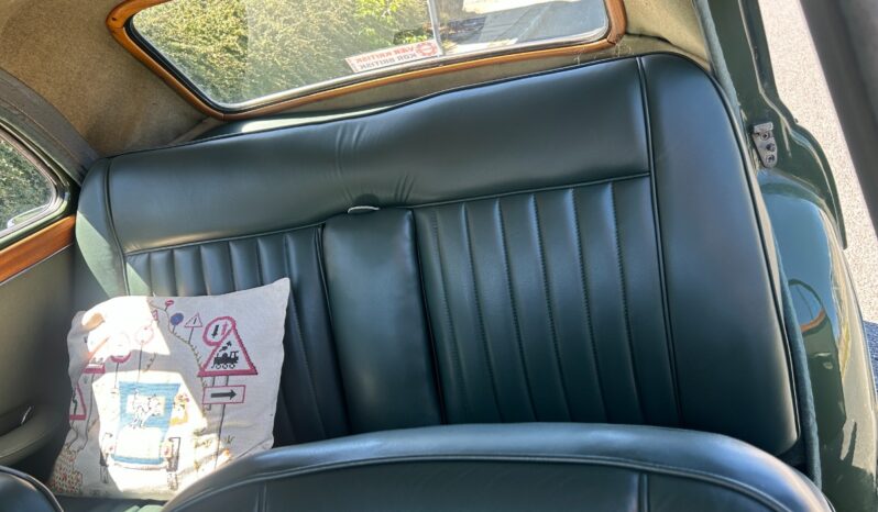 MG Magnette Saloon full