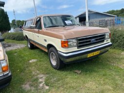 Ford F-150 Pick Up V8 Aut