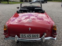 MG MGB 1800 Roadster full