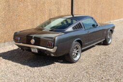 Ford Mustang Fastback full
