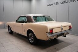 Ford Mustang v8 full