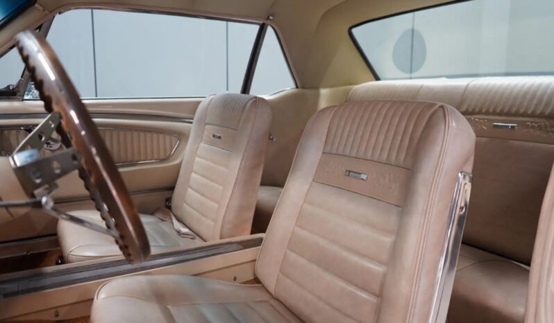 Ford Mustang v8 full