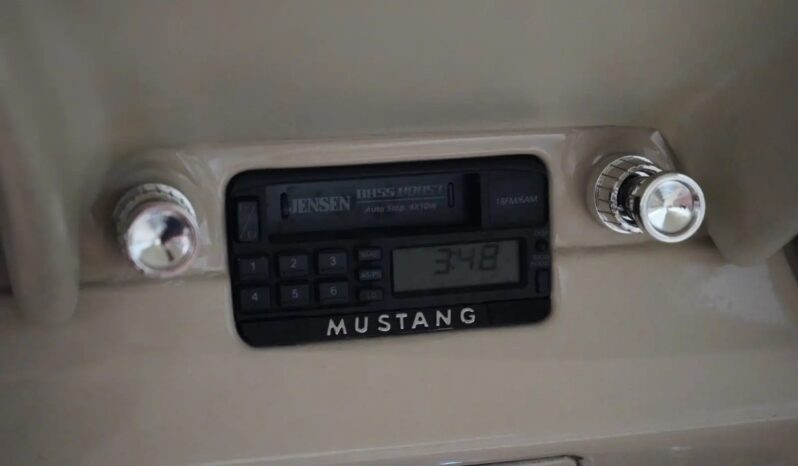Ford Mustang v8 full