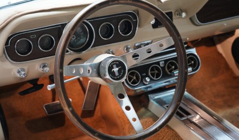 Ford Mustang v8 full