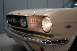 Ford Mustang v8 full