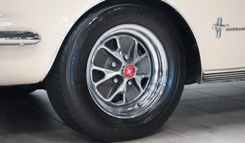 Ford Mustang v8 full