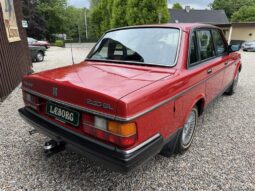 Volvo 200-Serie 240 GL full
