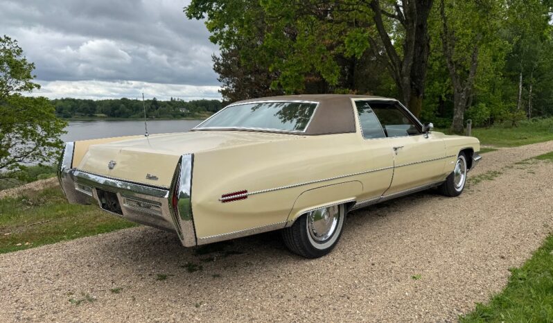 Cadillac Coupé DeVille 1971 7,7 full