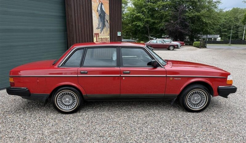 Volvo 200-Serie 240 GL full