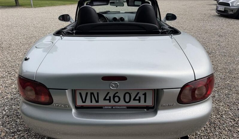 Mazda MX-5 Sport Cabriolet full