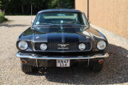 Ford Mustang Fastback full