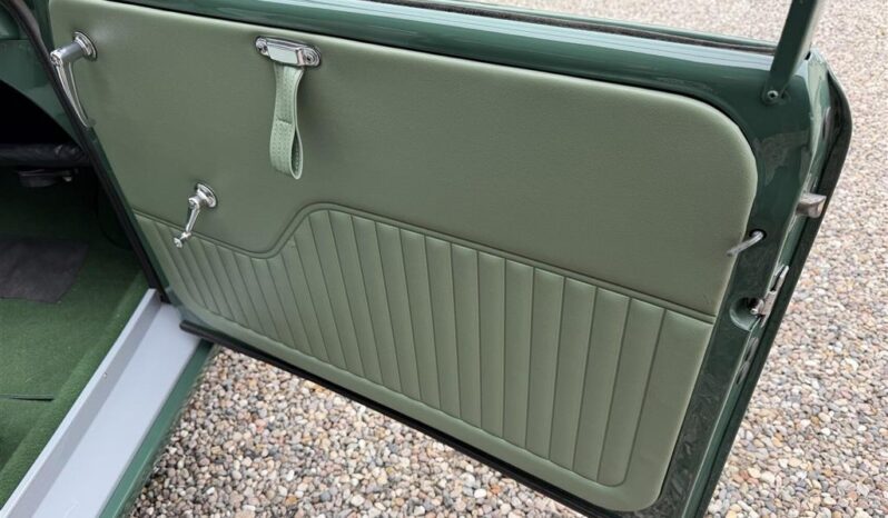 Morris Minor 1000 Cabriolet full