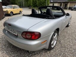 Mazda MX-5 Sport Cabriolet full