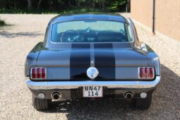 Ford Mustang Fastback full