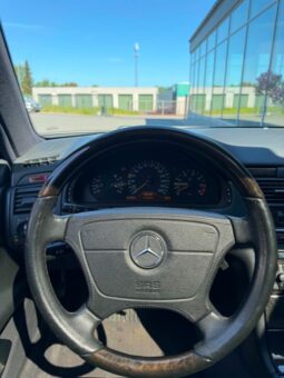 Mercedes-Benz E klasse (W210) 430 full