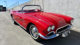 Chevrolet Corvette C1 Stingray convertible
